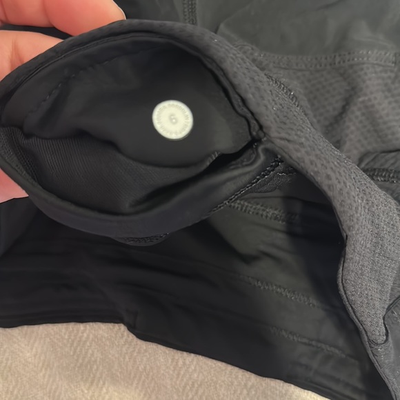 Lululemon shorts - Picture 4 of 4